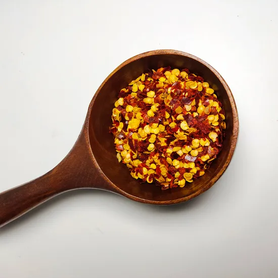 Copos de verduras deshidratadas Gránulos de chile verde hecho en China